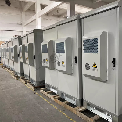 Sprzęt telekomunikacyjny odporny na warunki pogodowe elektryczny obudowa szafki zewnętrznej dla sterownika zasilającego baterii UPS