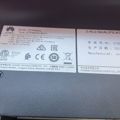 Wysokiej wydajności AC Wbudowany 19-calowy system zasilania ETP48200-B2A1 Moduł naprawczy R4815 R4830G1