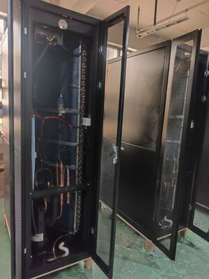 Precyzyjna klimatyzacja szeregowa L35 o mocy chłodniczej 38,2 kW, czynnik chłodniczy R410a