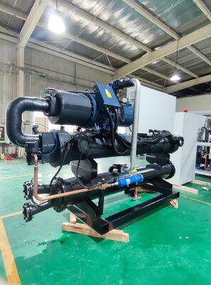 Chłodzony wodą agregat śrubowy MK-710WS o mocy 749,9 kW — przemysłowa maszyna chłodnicza