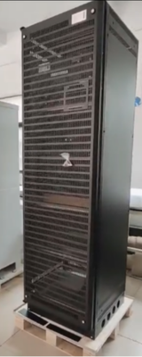 IP20 Wykonany na zamówienie 1000A 2000A 3000A Duża elektrownia 3-fazowy 380Vac 48Vdc Wewnętrzny system zasilania telekomunikacyjnego z modułem Flatpack2 48/3000HE Szafka FPC