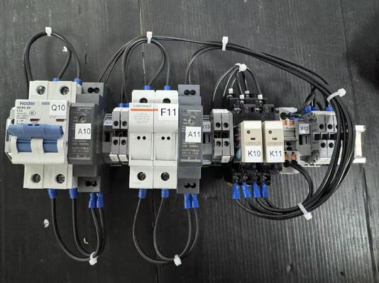 Falownik CE+T Bravo 25 1-fazowy 110Vdc na 230Vac 6KVA DC na AC P/N S62AD5E0204SN000K001