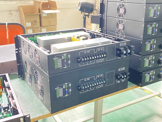 1KVA 2KVA 3KW BWT DC AC Falowniki Czysty splot sinusoidalny 0.8 Wydajność OEM